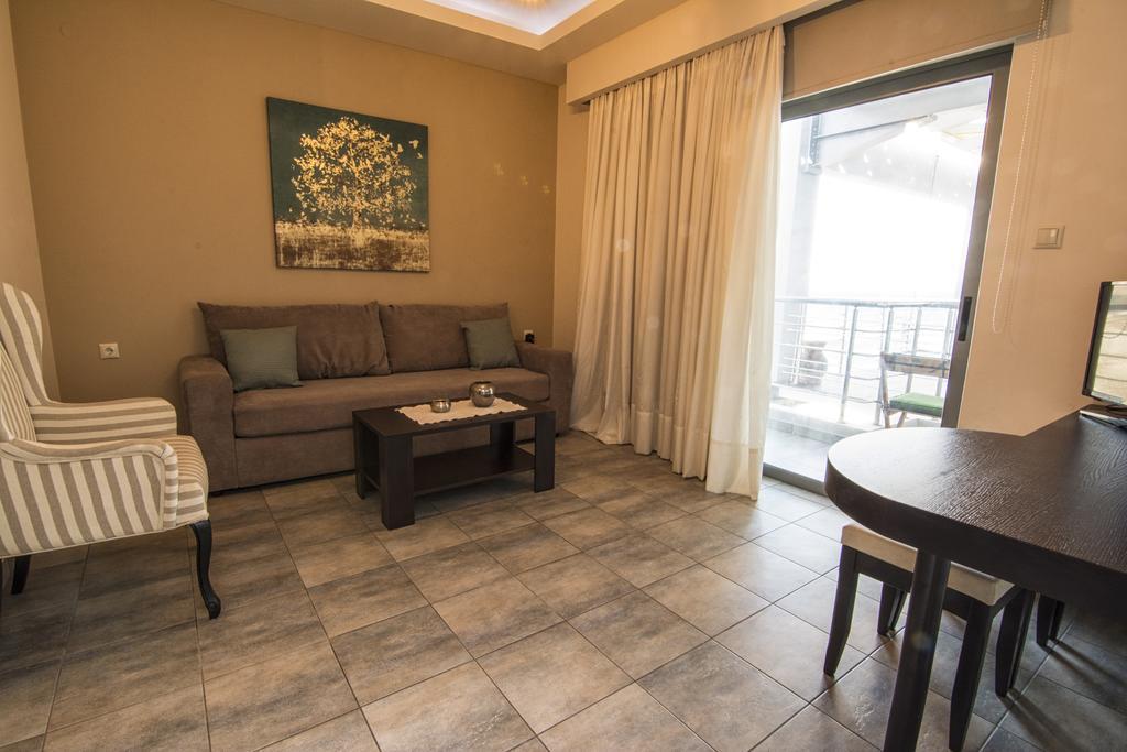 Gonis Suites 팔라이오코라 외부 사진