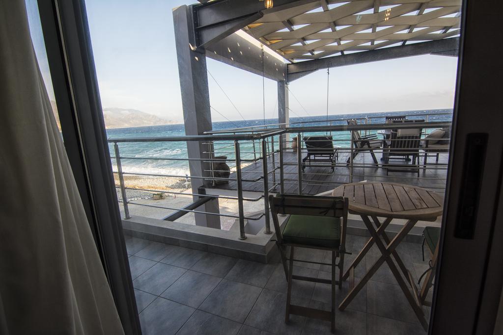 Gonis Suites 팔라이오코라 외부 사진