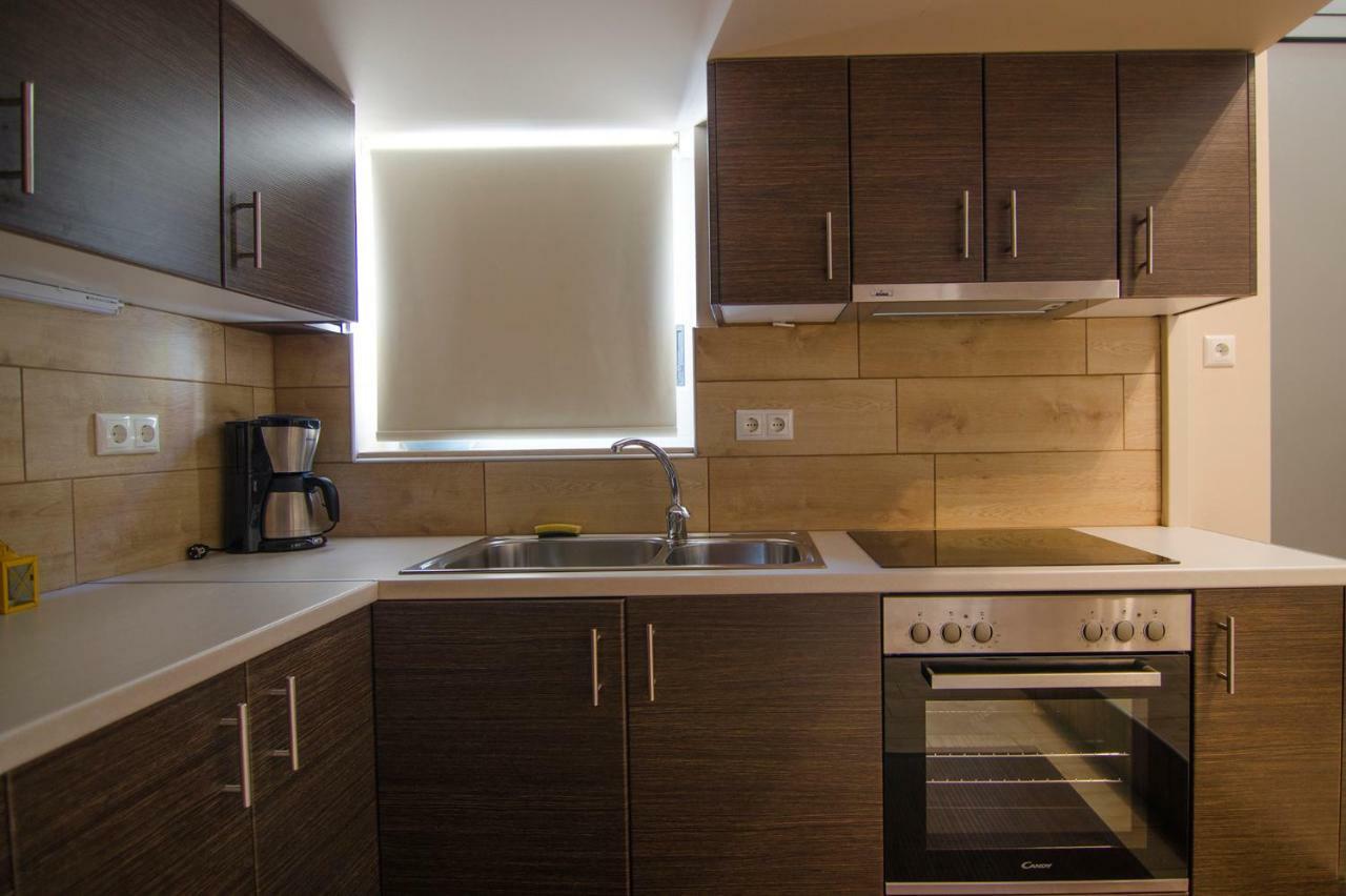 Gonis Suites 팔라이오코라 외부 사진