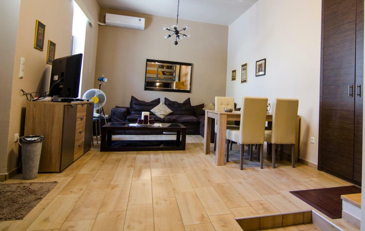 Gonis Suites 팔라이오코라 외부 사진